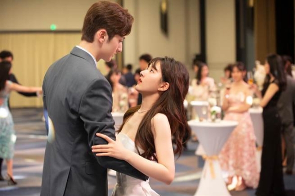 哄女人.jpg 哄女人.jpg