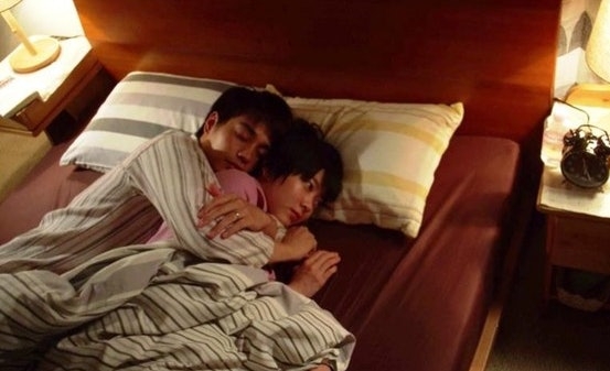 婚外情背后，女人该看清的不是对错，而是自己